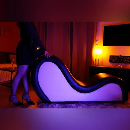 Eden House, Cocon Sensuel Et Romantique Avec Jacuzzi Carpentras Exterior photo