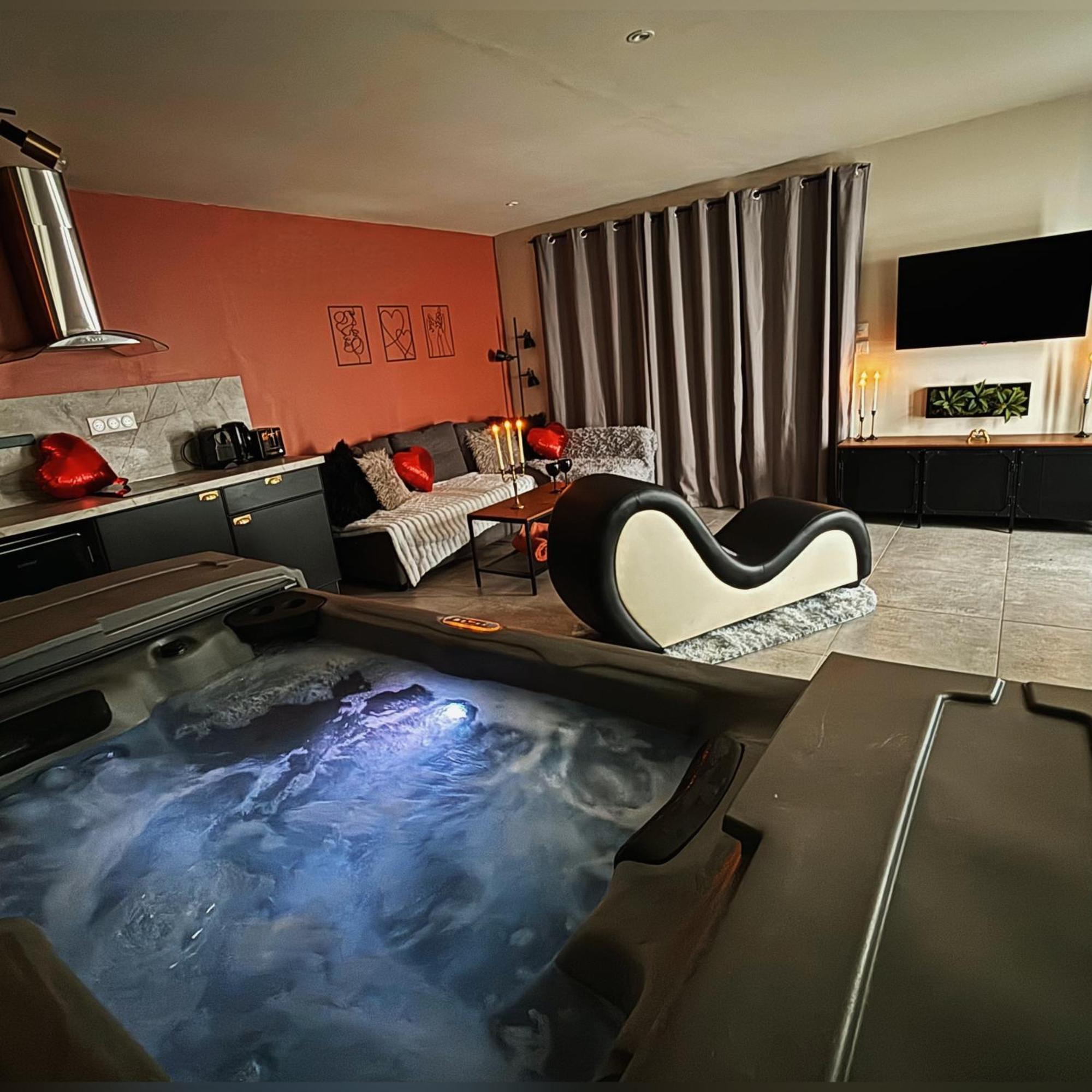 L'eden House : Maison Spécial Couple Avec Jacuzzi Casa vacanze *
